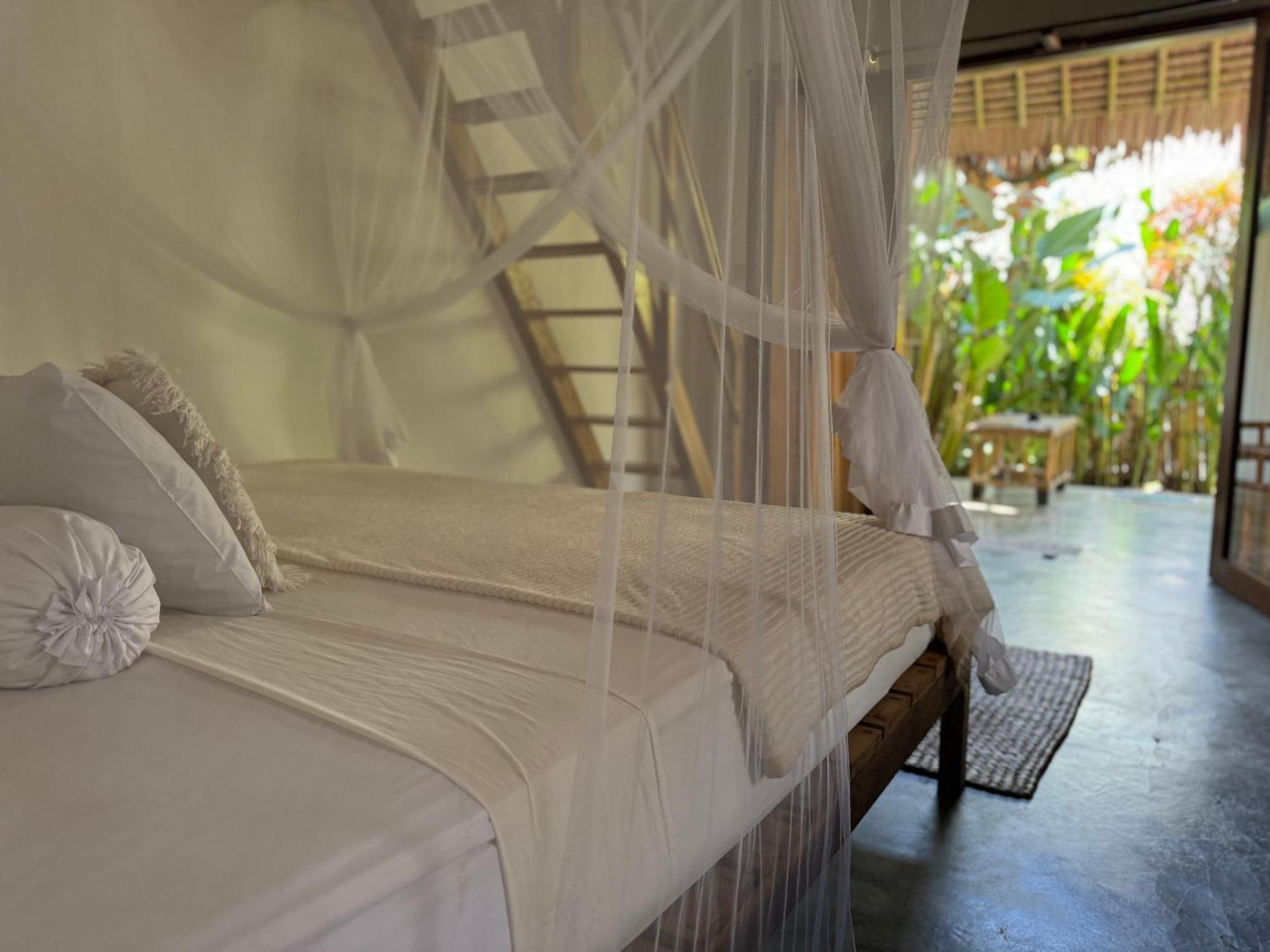 Rnv Eco Resort Bungalows Batukaras Exterior photo