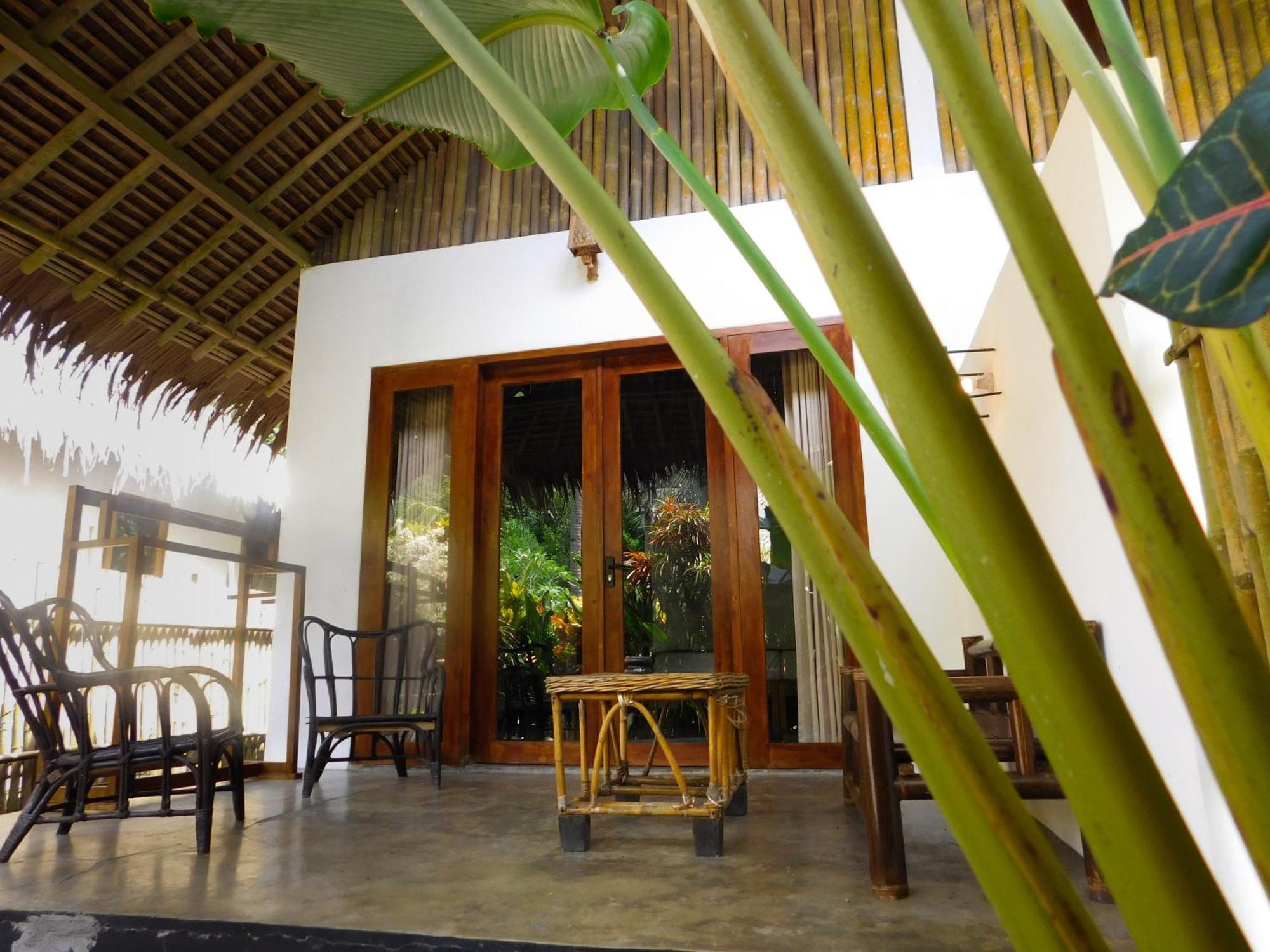 Rnv Eco Resort Bungalows Batukaras Exterior photo