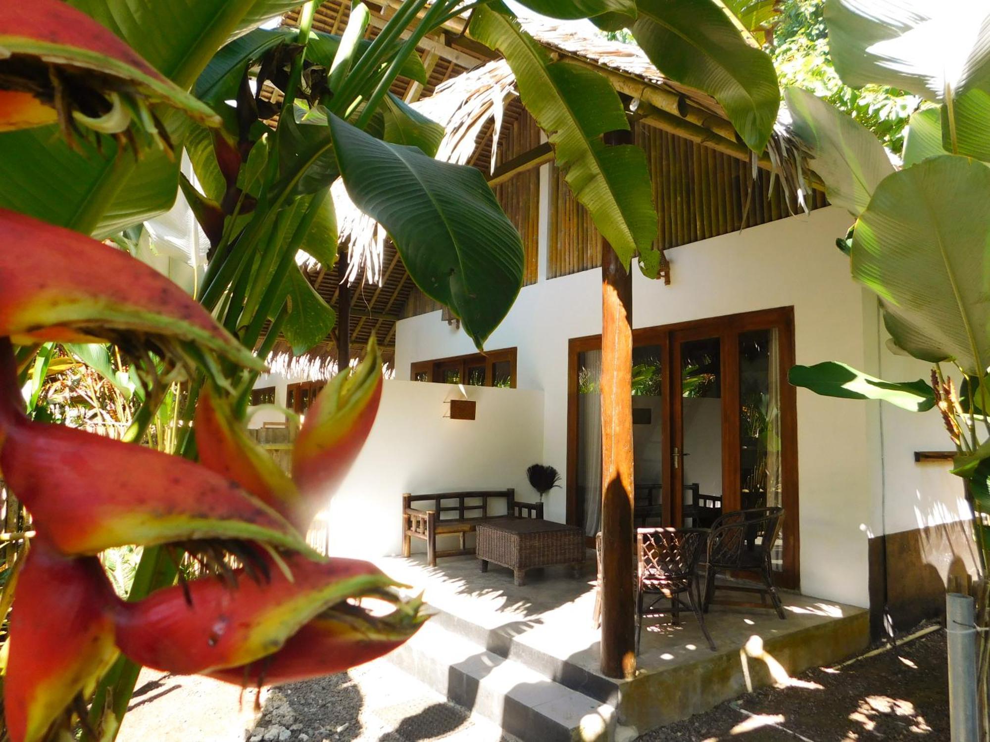 Rnv Eco Resort Bungalows Batukaras Exterior photo