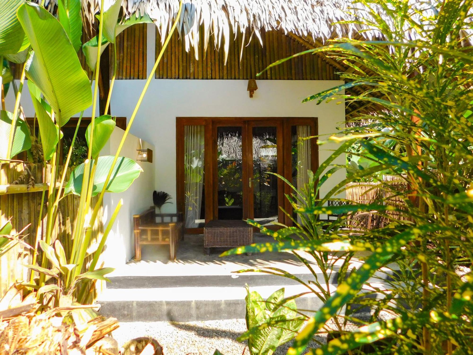 Rnv Eco Resort Bungalows Batukaras Exterior photo